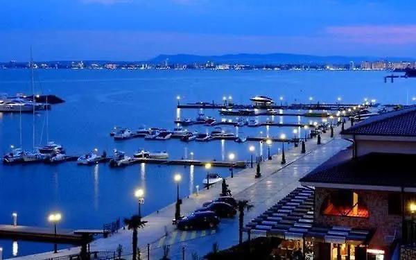 公寓 етъра - 2 Rey&mar влас *